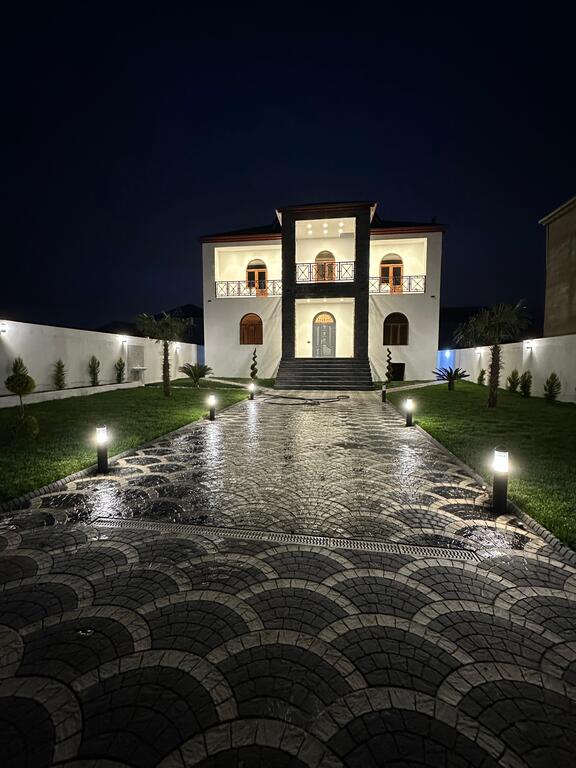 Satılır 6 otaqlı həyət evi/bağ evi 300 m² — Ev, villa, Bakı (2)