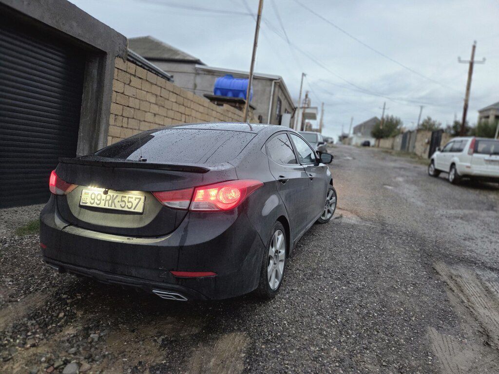 Hyundai Elantra, 1.8 L, 2011 il, 350 000 km 99-RK-557 — Avtomobillər, Bakı (4)