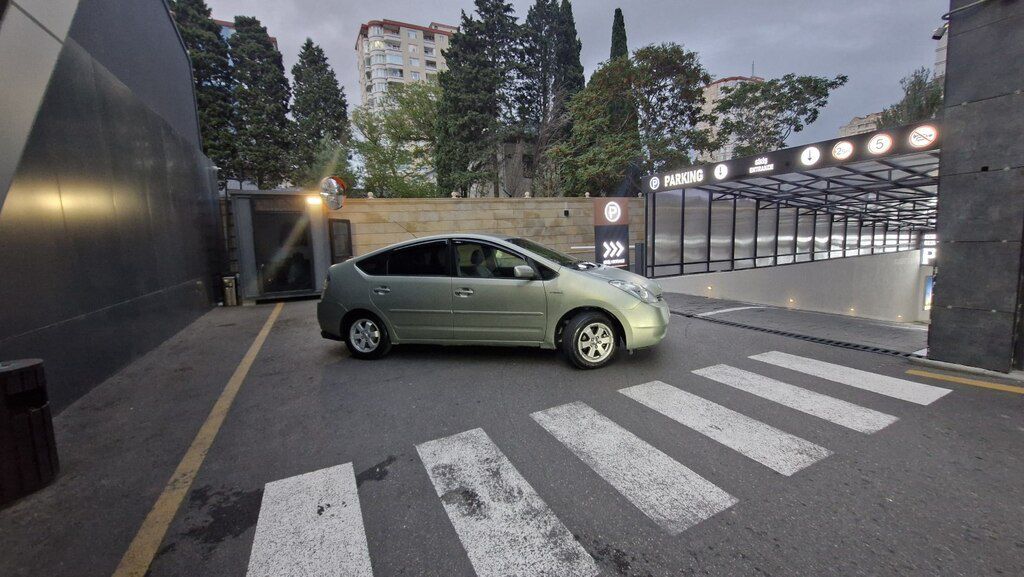 Toyota Prius, 1.5 L, 1.3 kWh, 2006 il, 336 000 km 20-DY-511 — Avtomobillər, Babək (4)