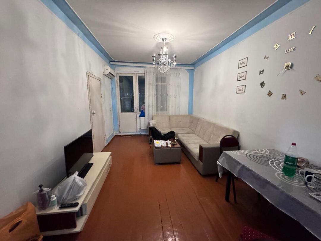 Satılır 2 otaqlı köhnə tikili 55 m² — Mənzil, Bakı (2)