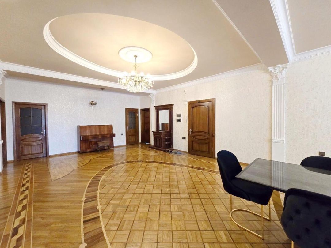 Satılır 4 otaqlı yeni tikili 220 m² — Mənzil, Bakı (12)