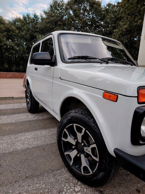 Lada (VAZ) Niva, 1.7 L, 2023 il, 119 000 km — Avtomobillər, Tovuz (9)