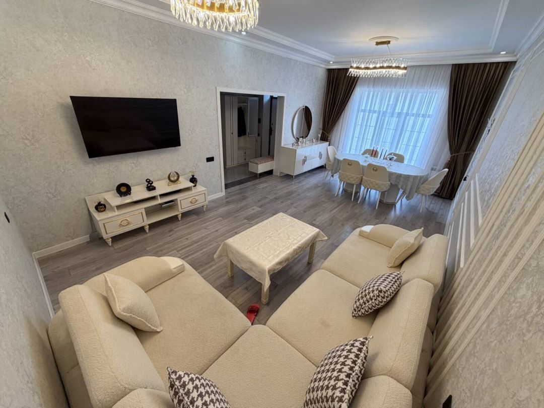 Satılır 4 otaqlı həyət evi/bağ evi 140 m² — Ev, villa, Bakı (5)