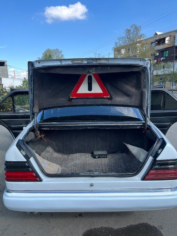 Mercedes 220 E, 2.2 L, 1992 il, 350 310 km — Avtomobillər, Gəncə (6)