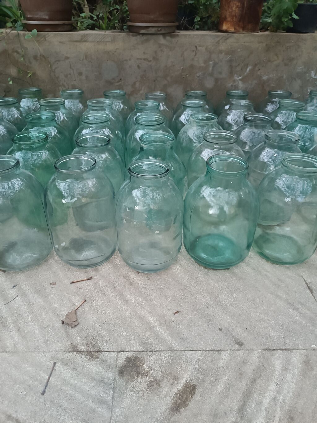 Balon. Banka. 3 kq ölçüdə Bankalar. Evdən satılır. Hamsı biryerdə 100 — Qablar və mətbəx əşyaları, Bakı