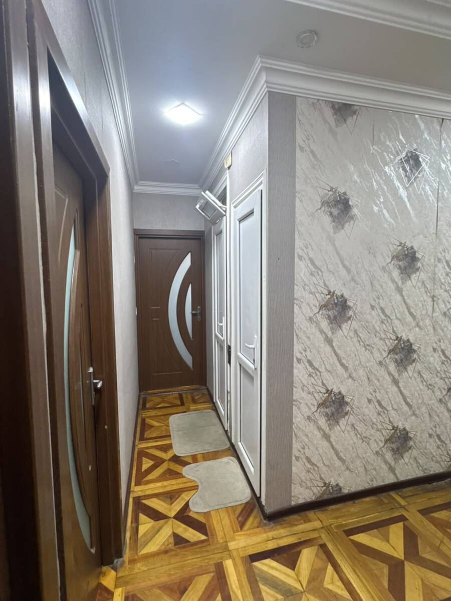 Satılır 4 otaqlı köhnə tikili 100 m² — Mənzil, Bakı (2)