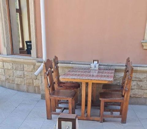 6 dəst kafe ucun destler satilir 1 dəst 200 azn bineqedi — Digah