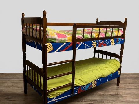 Iki mərtəbəli çarpayı hem boyuk hem usaqlar ucundurolculeri 90x 200 — Bakı