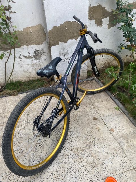 Velosiped BMX — Bakı