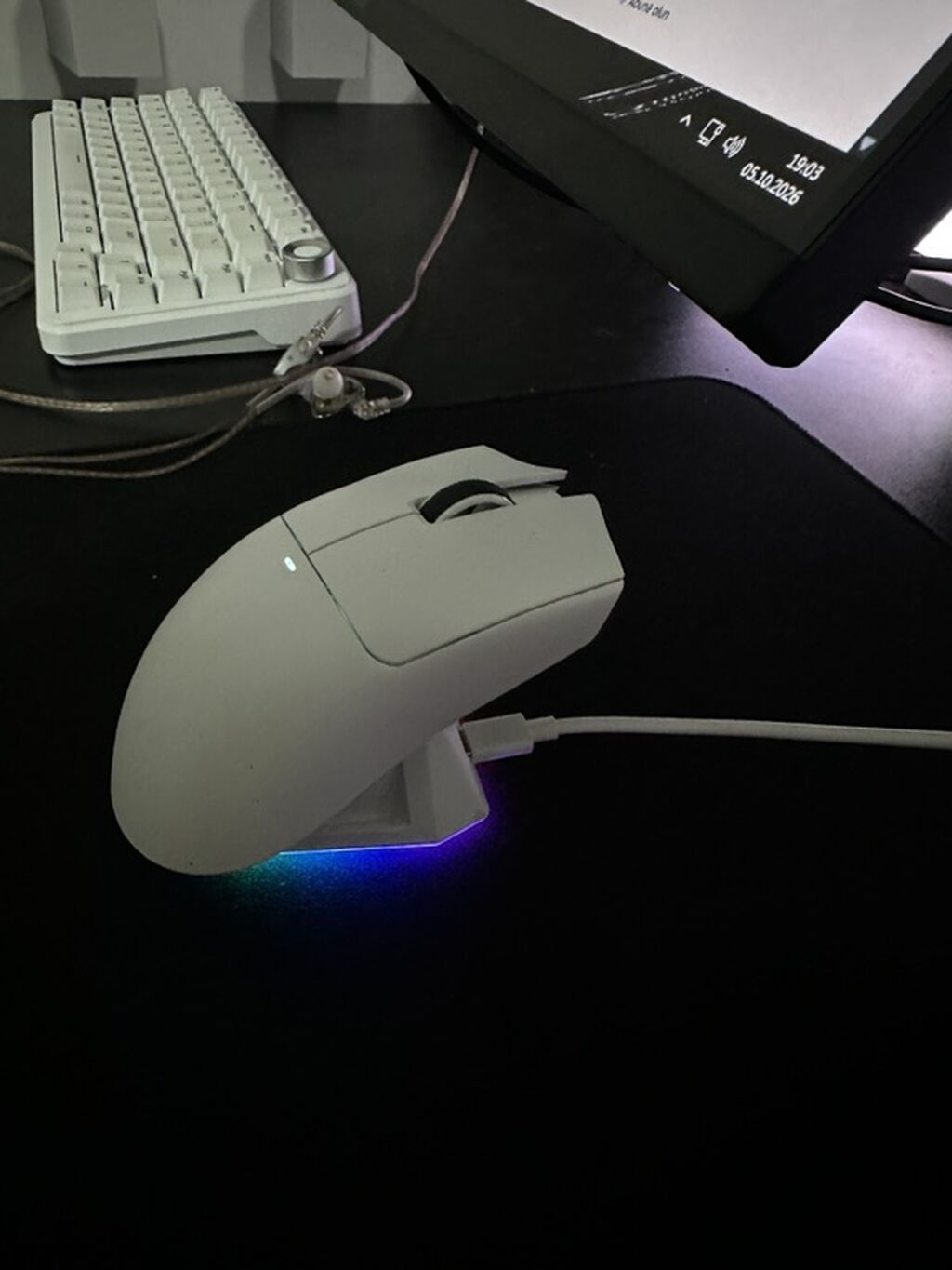 Attack Shark X11 simsiz/simli gaming mouse - Rəng: ağ - Bağlantı — Klaviaturalar və siçanlar, Bakı (2)