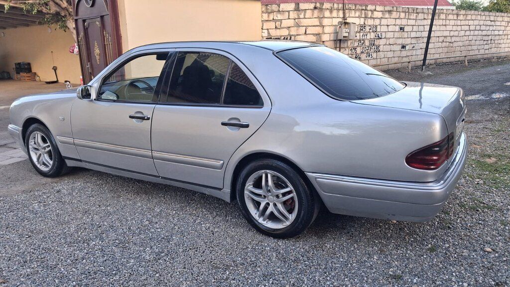 Mercedes E 240, 2.4 L, 1998 il, 267 893 km 20-EX-413 — Avtomobillər, Ağstafa (5)