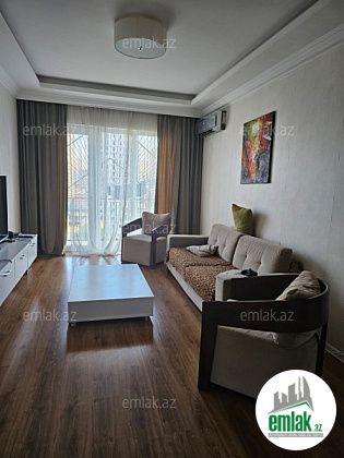 Satılır 4 otaqlı 110 m² köhnə tikili Binəqədi r — Mənzil
