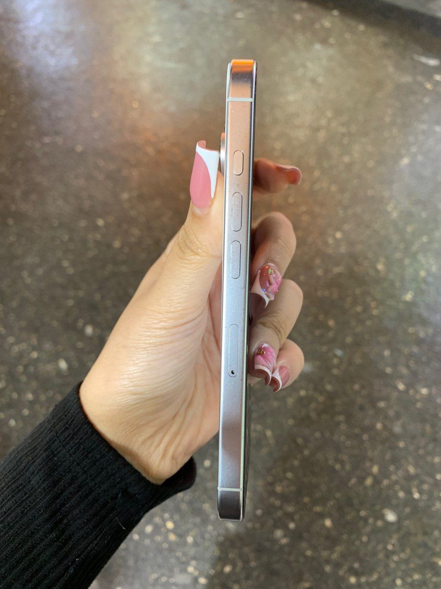 Apple iPhone 16 Pro White Titanium 128GB/8GB — Smartfonlar, Bakı (4)