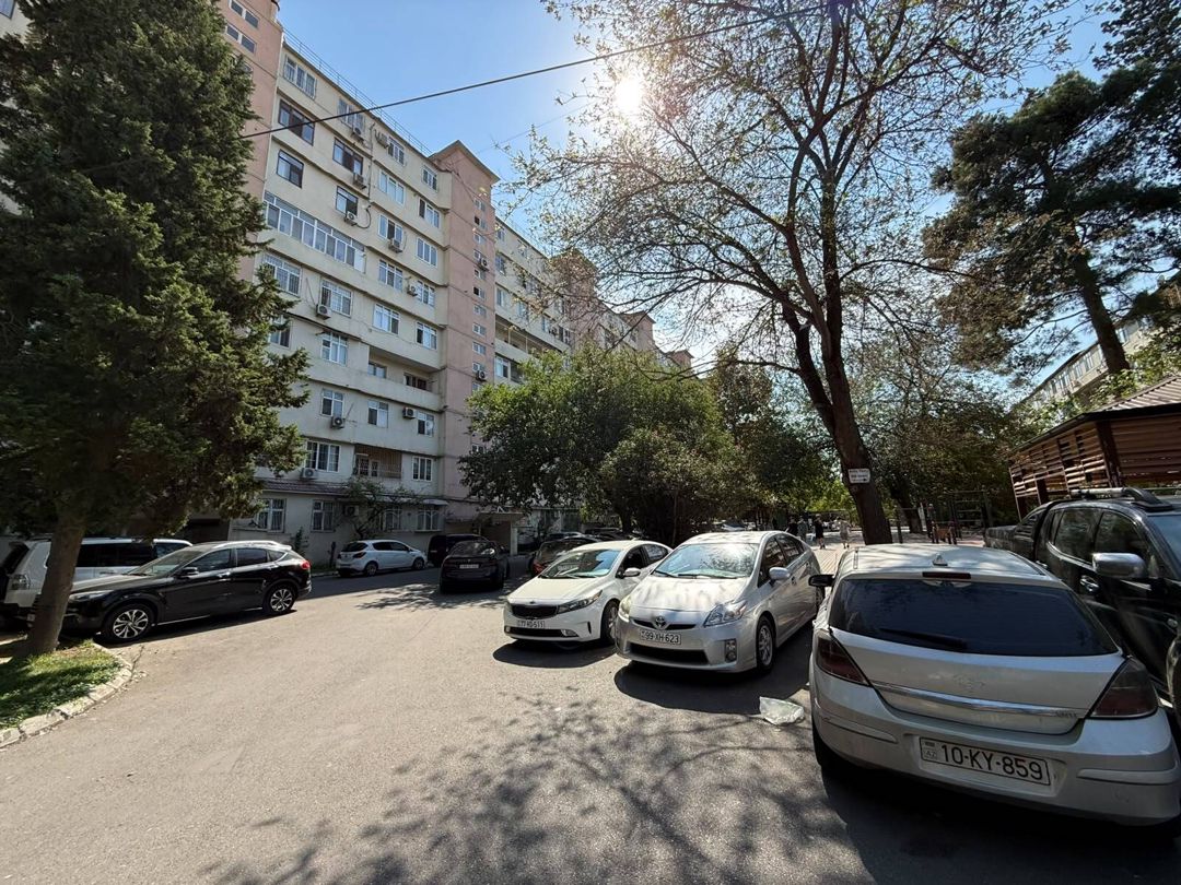 Satılır 3 otaqlı köhnə tikili 90 m² — Mənzil, Bakı (2)