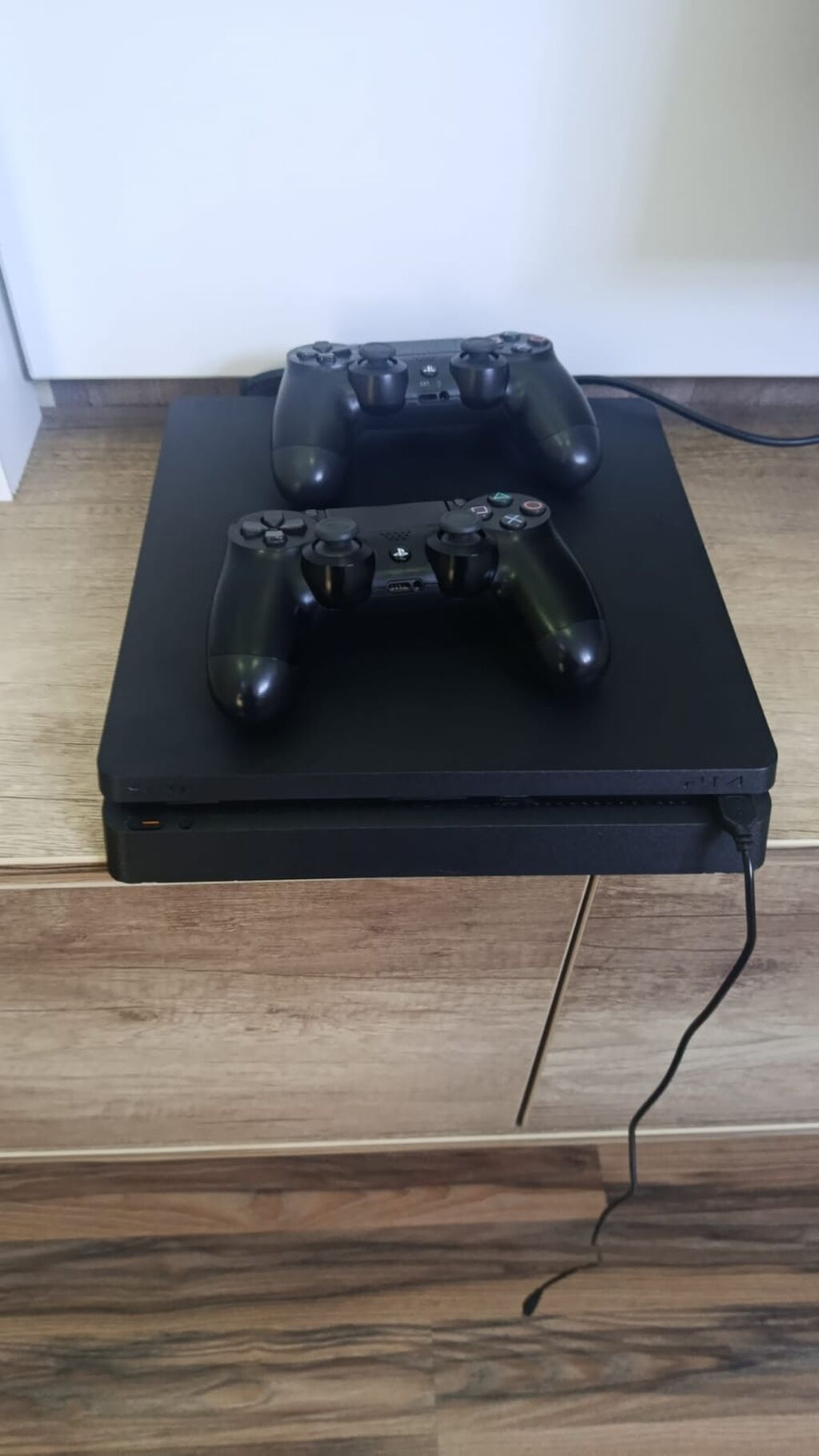 Sony PlayStation 4 Pro (PS4 Pro) oyun konsolu + 2 ədəd DualShock 4 — Oyun konsolları, Bakı (4)