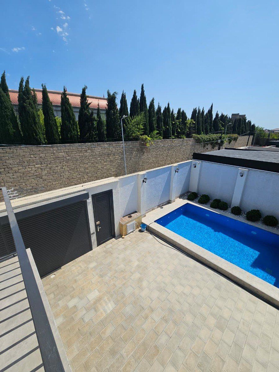Satılır 5 otaqlı həyət evi/bağ evi 200 m² — Ev, villa, Bakı (8)