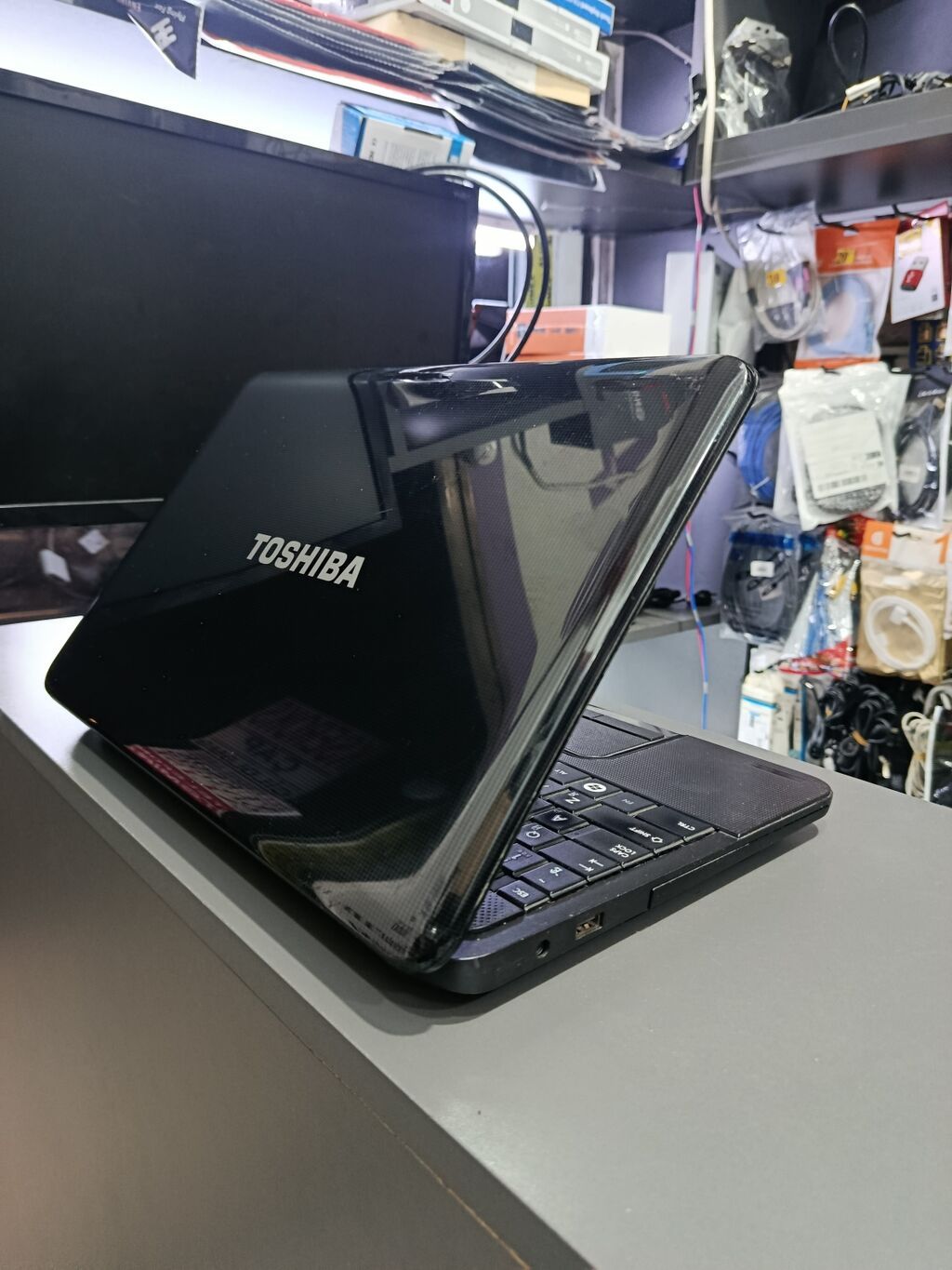 İşlənmiş Toshiba, 15.6 Intel Core i3, 512 GB — Toshiba, Bakı (4)