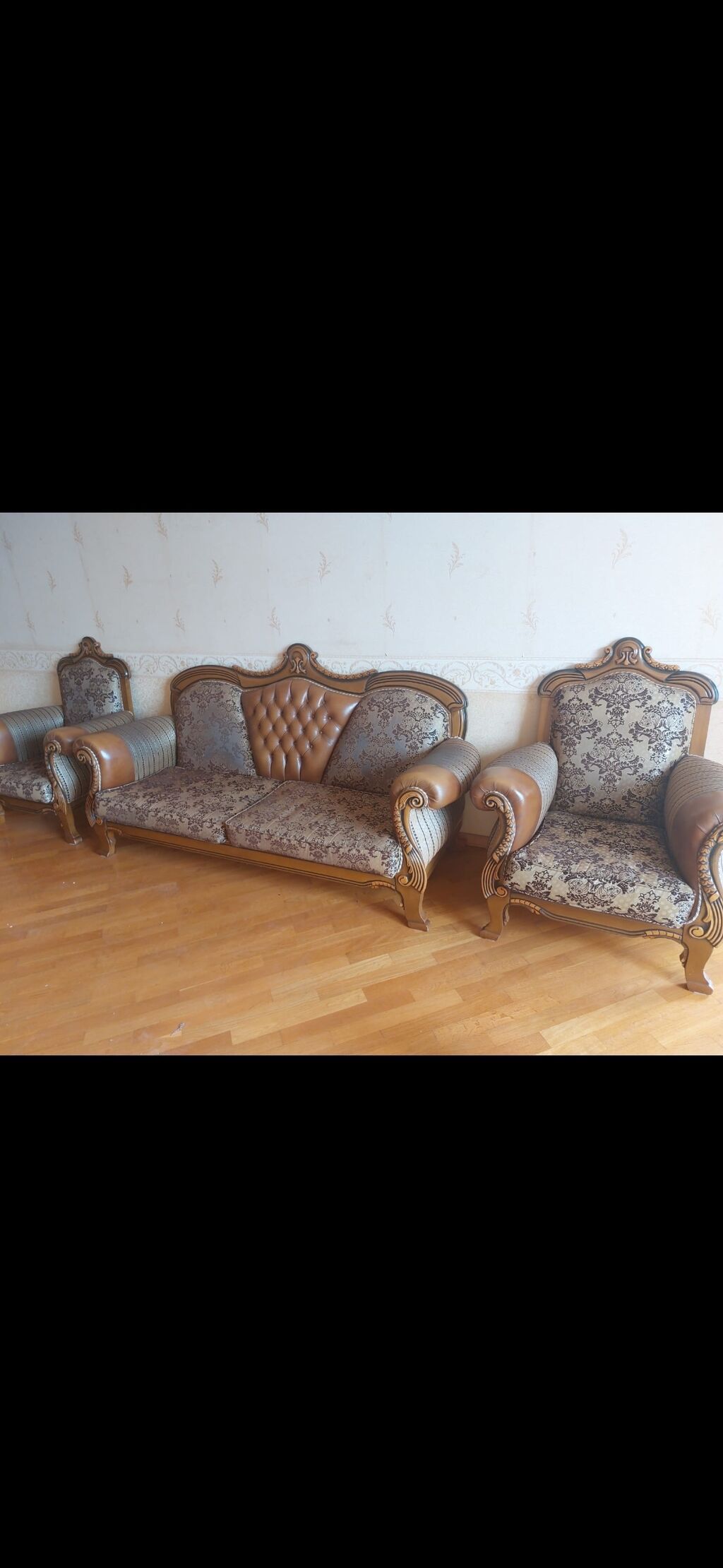 Material keyfiyyətli,möhkəm və səliqəlidir. Qiymətdə razılaşma — Divanlər, Bakı (2)