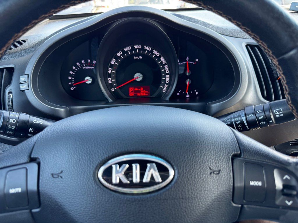Kia Sportage, 2.0 L, 2011 il, 97 000 km 90-KR-859 — Avtomobillər, Bakı (5)