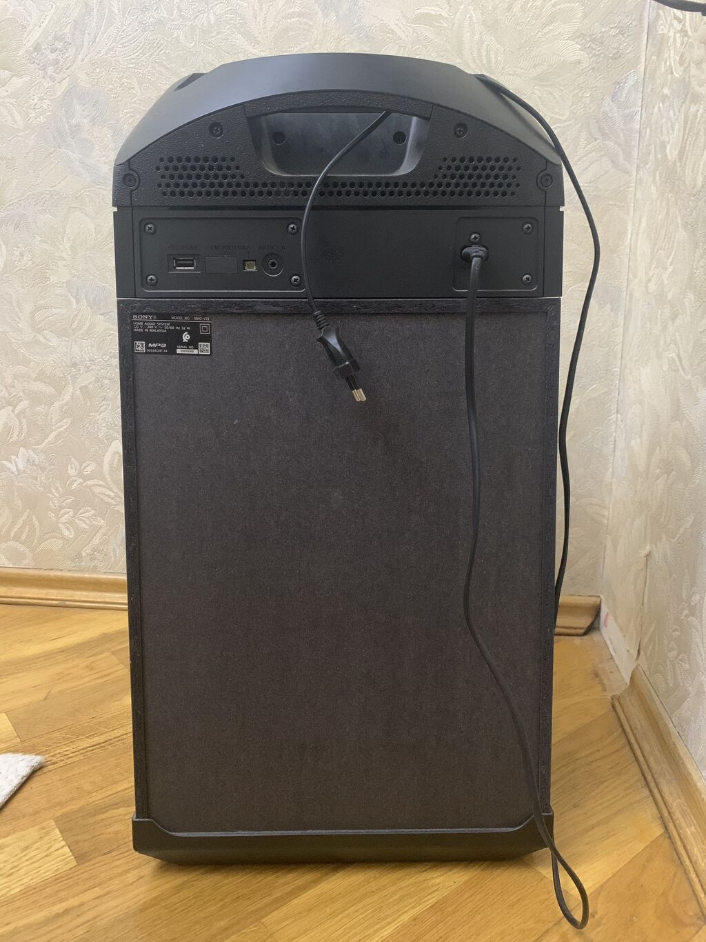 Sony MHC-V13 ev audio sistemi - Güclü mono qüllə tipli akustika: iri — Akustik sistemlər, Bakı (3)