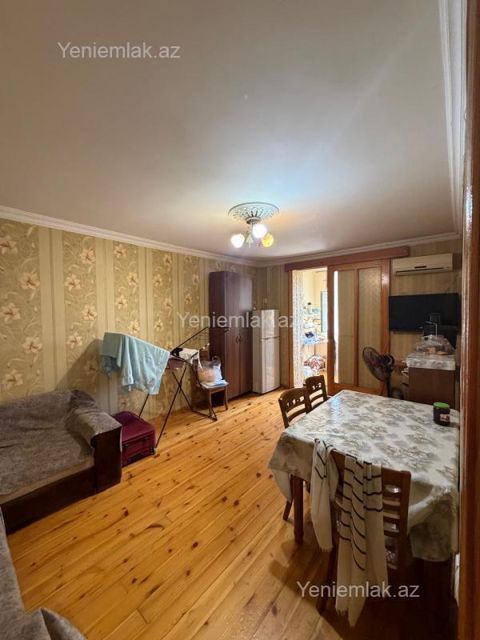 Satılır 2 otaqlı Bina evi menzil (Köhnə tikili), 40 m², Nərimanov rayonu — Bakı