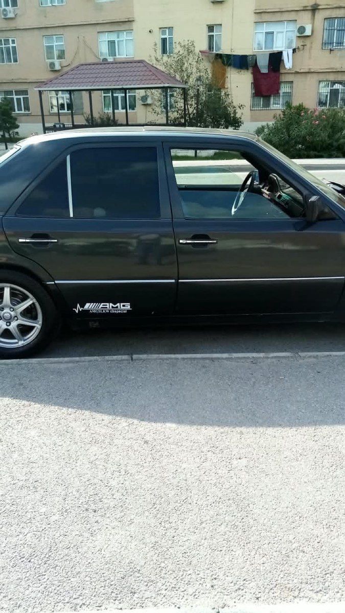 Mercedes E 200, 1993 il — Avtomobillər, Bakı (2)