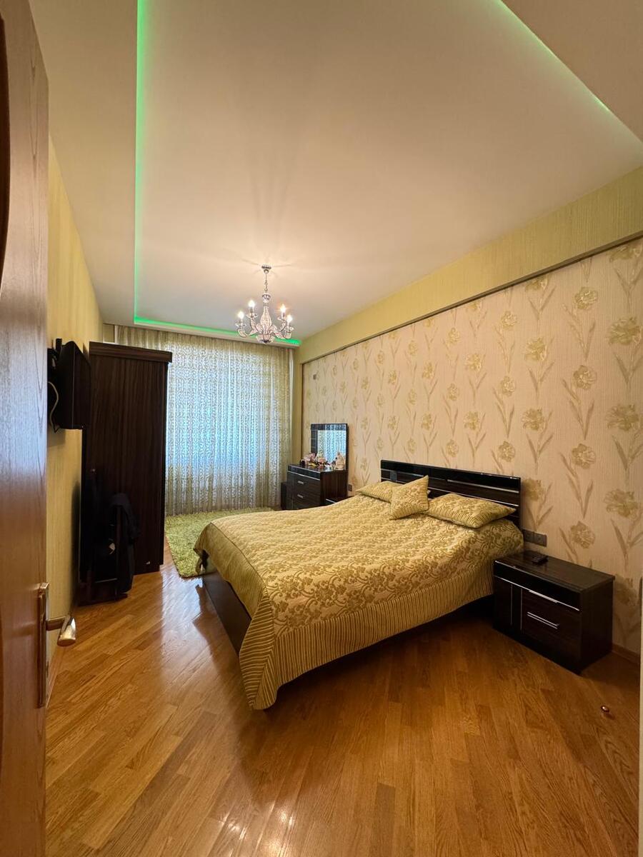 Satılır 4 otaqlı yeni tikili 170 m² — Mənzil, Bakı (11)
