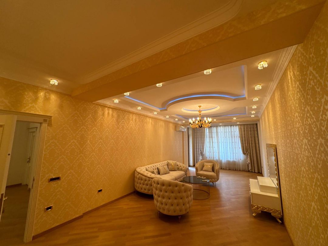 İcarəyə verilir 3 otaqlı yeni tikili 180 m² — Mənzil, Bakı (4)
