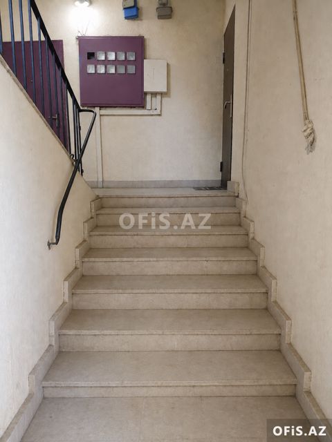 Köhnə tikili Satılır Sabunçu r., Bakixanov q., 3 otaq, 68 m² — Apartment