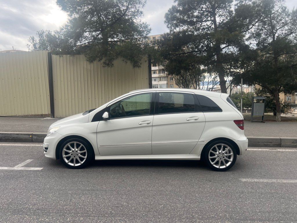 Mercedes B 180, 1.7 L, 2008 il, 135 000 km 99-NZ-116 — Avtomobillər, Bakı (2)