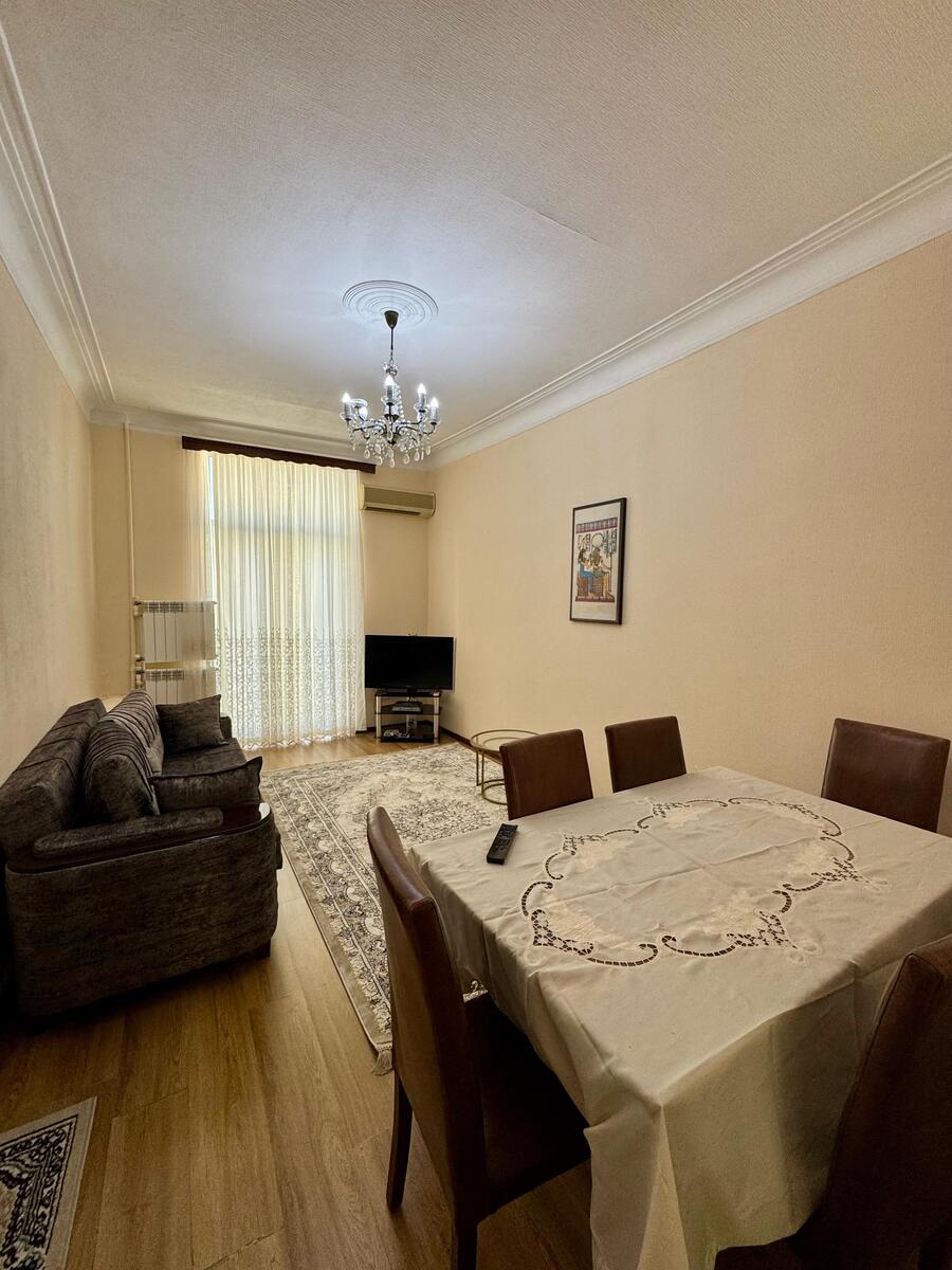 İcarəyə verilir 2 otaqlı köhnə tikili 70 m² — Mənzil, Bakı (2)