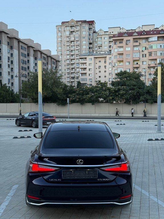 Lexus ES 300h, 2.5 L, 1.3 kWh, 2024 il, 103 000 km — Avtomobillər, Bakı (3)