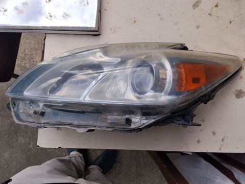 Hyundai Sonata 2011 farası — Bakı
