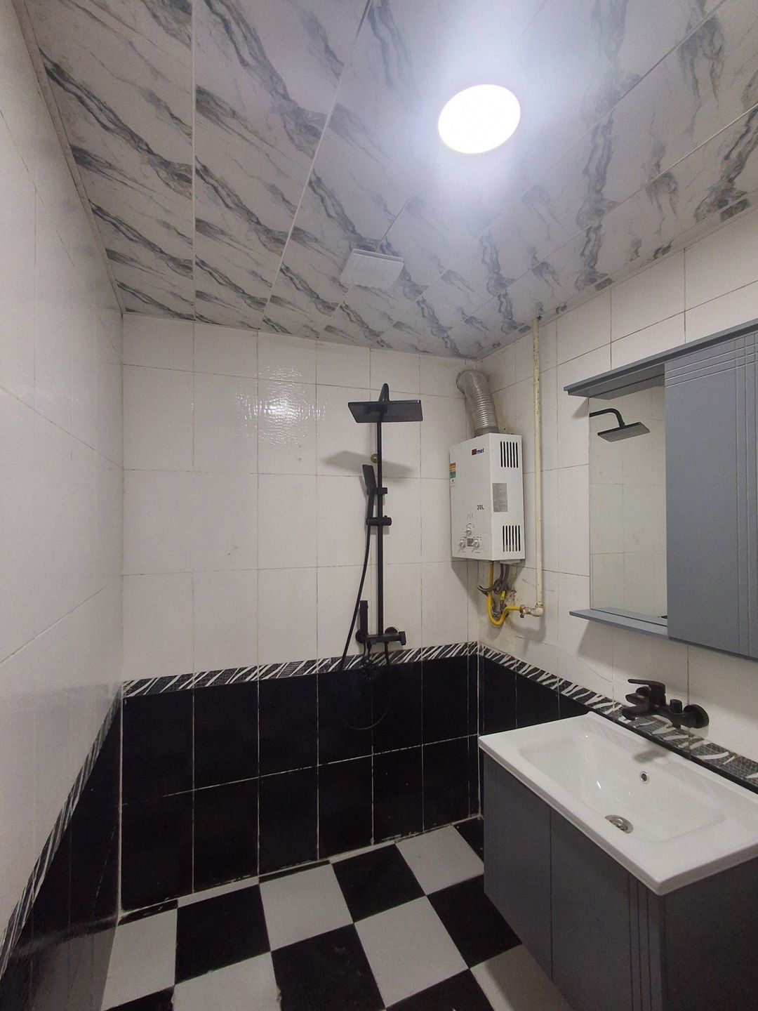 Satılır 2 otaqlı köhnə tikili 45 m² — Mənzil, Bakı (9)