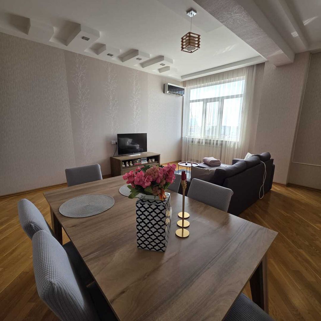 Satılır 2 otaqlı yeni tikili 92 m² — Mənzil, Bakı