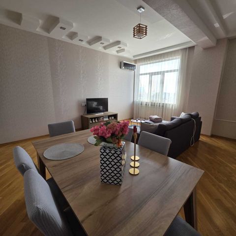 Satılır 2 otaqlı yeni tikili 92 m² — Bakı