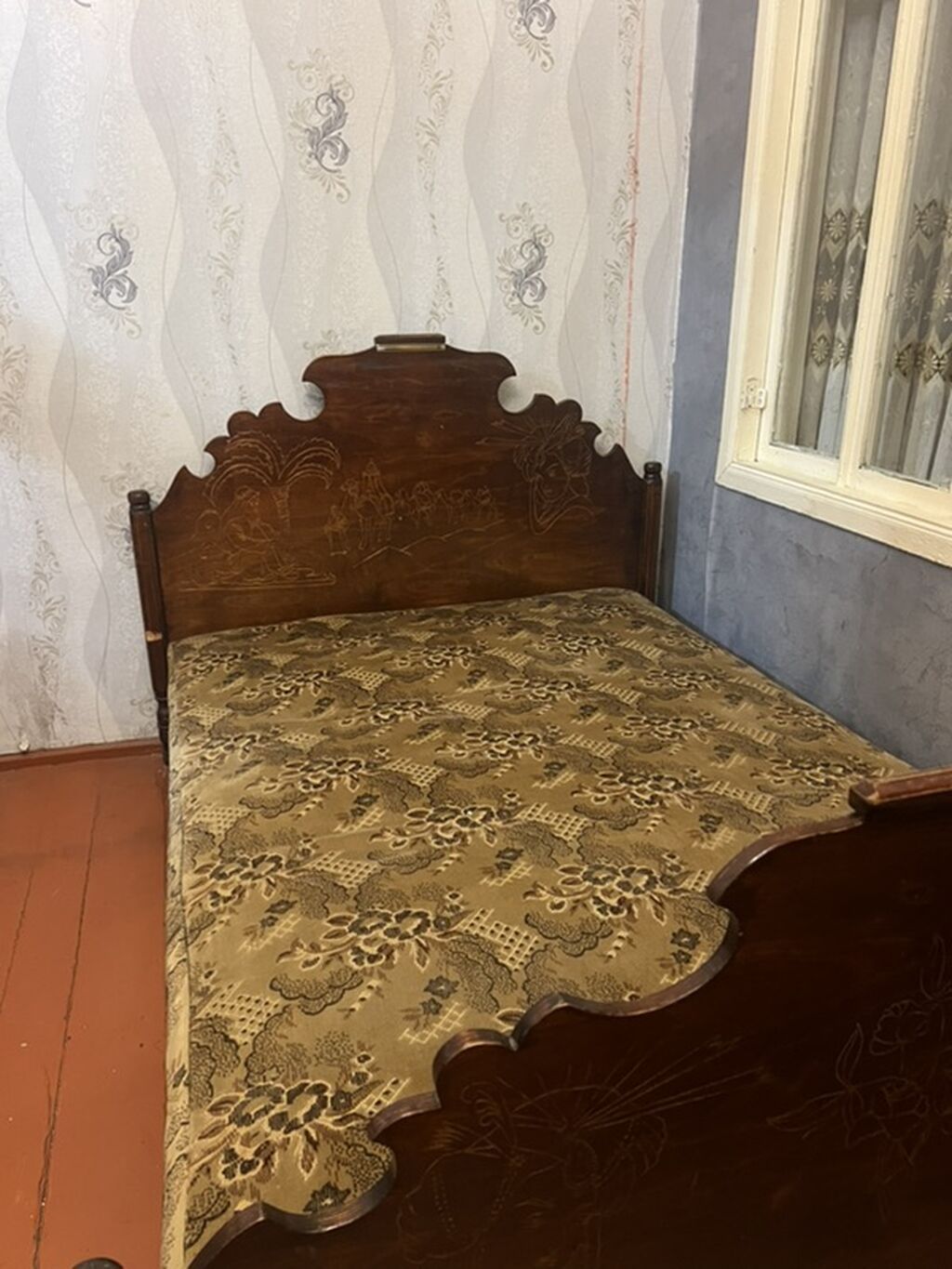 Taxta çarpayı – klassik dizayn - Material: masif taxta (tünd rəngli) — Yataqlar, Bakı (4)