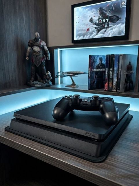 Sony Playastation 4 — Bakı