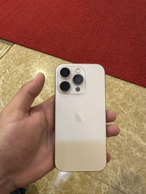IPhone 16 Pro, 128 GB, Qızılı, Face ID — Gəncə