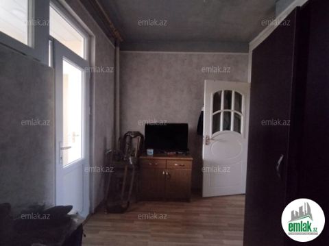 Satılır 3 otaqlı 50 m² köhnə tikili Xalqlar Dostluğu m