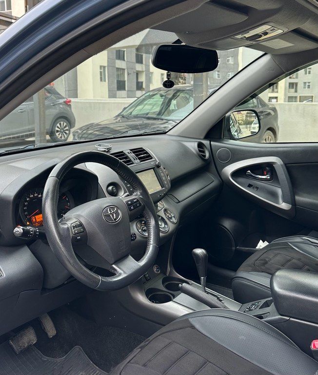 Toyota RAV4, 2.0 L, 2011 il, 115 000 km — Avtomobillər, Bakı (8)
