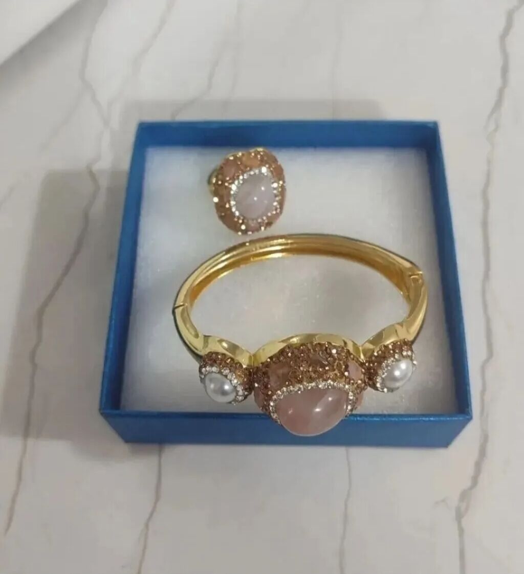 Qızılı rəngdə təbbi daş qolbaq və üzük viennois firması 30 manat — Təklifler, Göyçay (2)