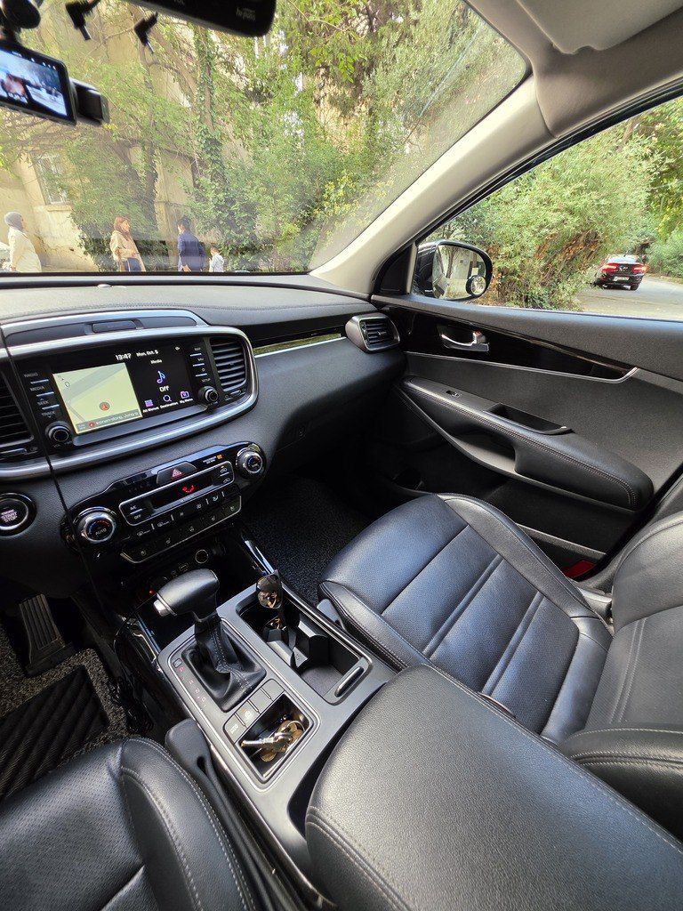 Kia Sorento, 2.0 L, 2018 il, 220 220 km 77-US-910 — Avtomobillər, Gəncə (3)