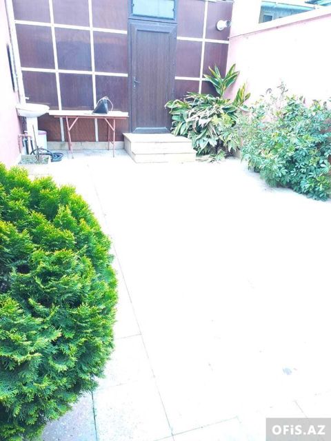 Həyət evləri Kirayə Verilir Yasamal r., İnşaatçılar m., 3 otaq, 75 m² — Bakı