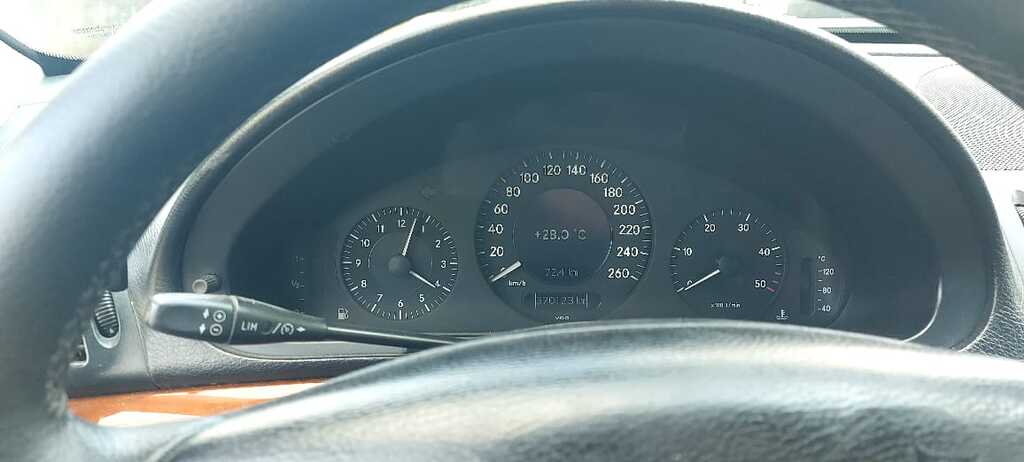 Mercedes E 220, 2.2 L, 2006 il, 371 000 km — Avtomobillər, Xırdalan (6)