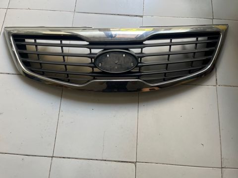 Kia Sportage radiator barmaqlığı — Demir
