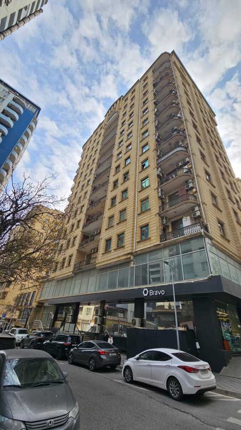 Satılır 2 otaqlı yeni tikili 73 m² — Bakı