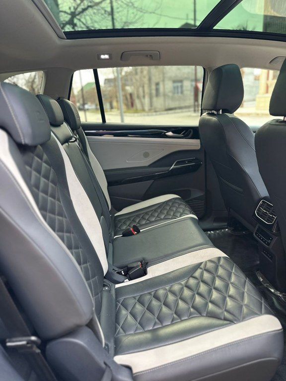 Volkswagen ID.6 X, 84.8 kWh, 2024 il, 70 000 km — Avtomobillər, Yevlax (11)
