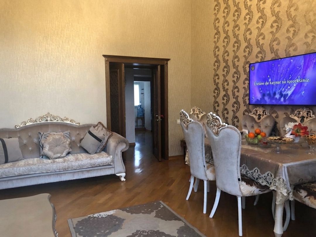 Satılır 3 otaqlı köhnə tikili 90 m² — Mənzil, Bakı (3)