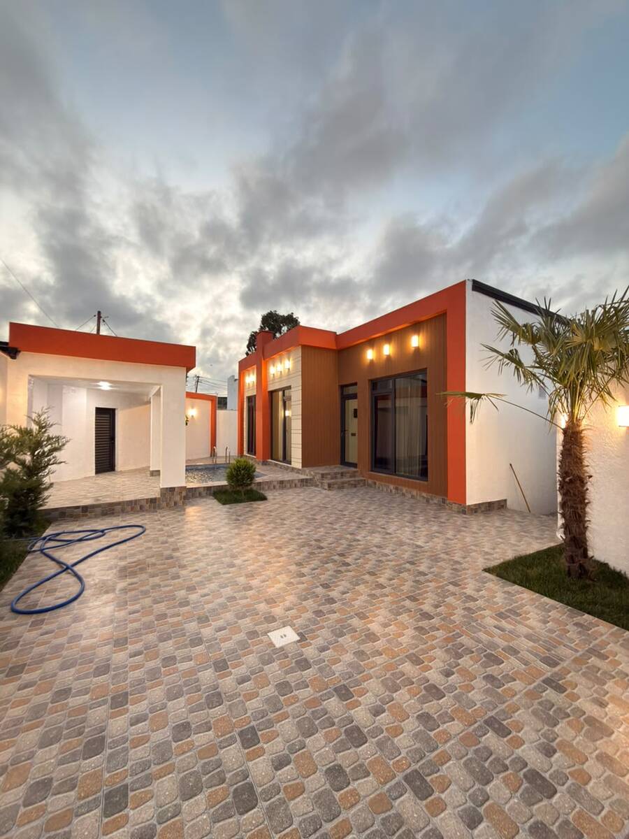 Satılır 4 otaqlı həyət evi/bağ evi 130 m² — Ev, villa, Bakı (2)